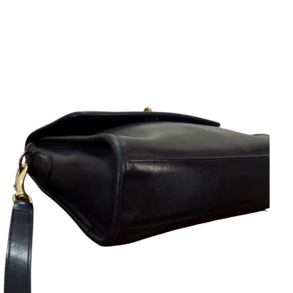 Coach Vintage Court Vintage Turnlock Shoulder Bag No 9870 Made United States - Picture 6 of 10